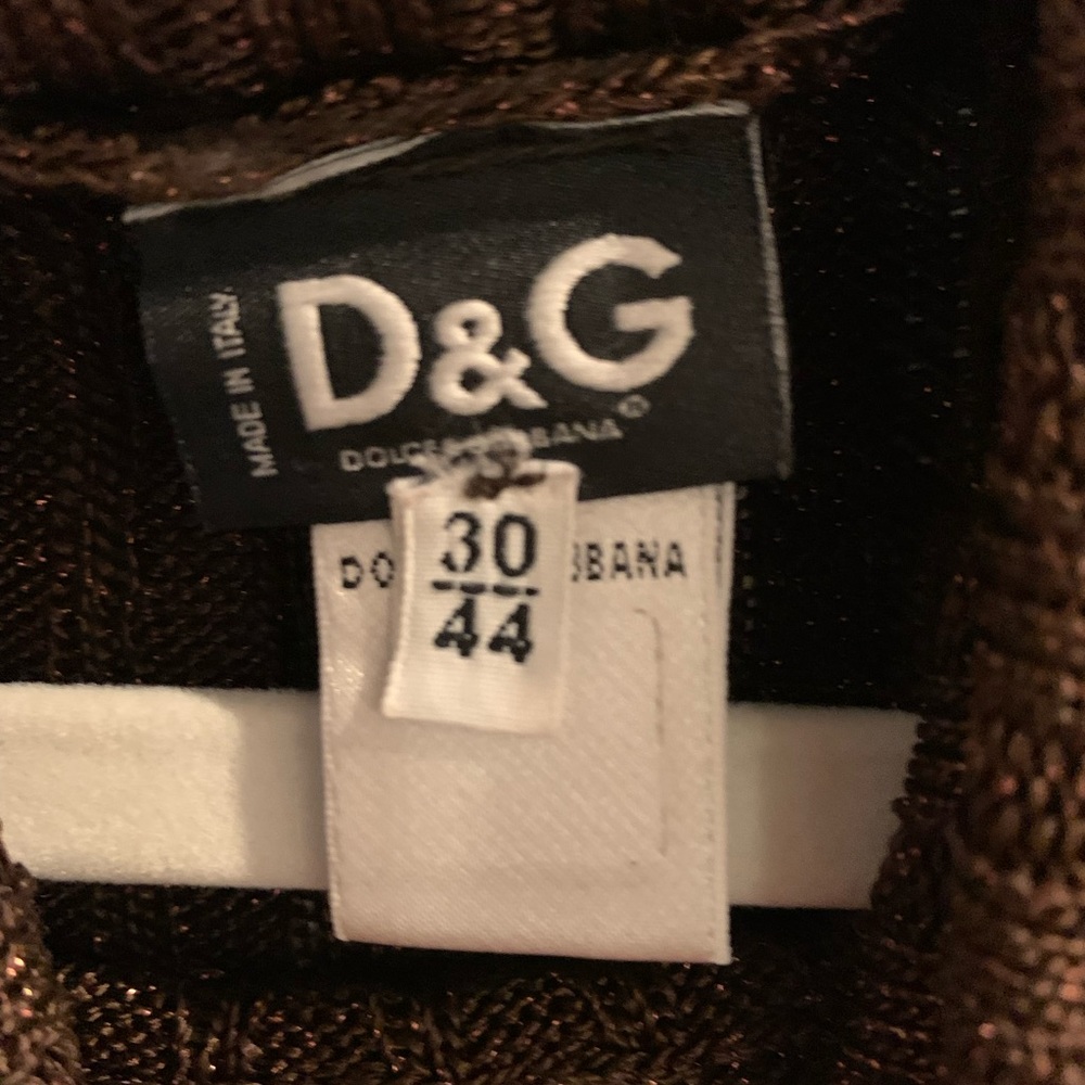 Authentic Dolce & Gabbana short sleeve turtleneck sweater. brown with gold